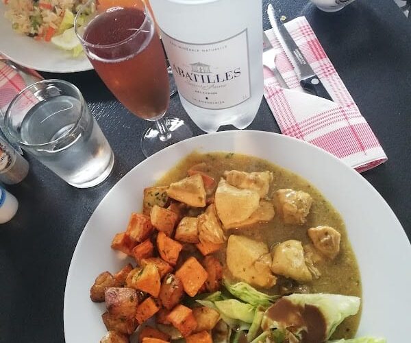 Restaurant Au P Tit Resto à Niort, France