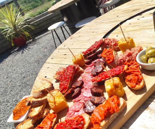 Auberge de la Vieille Castille Restaurant Commelle Vernay Roanne à Commelle-Vernay, France