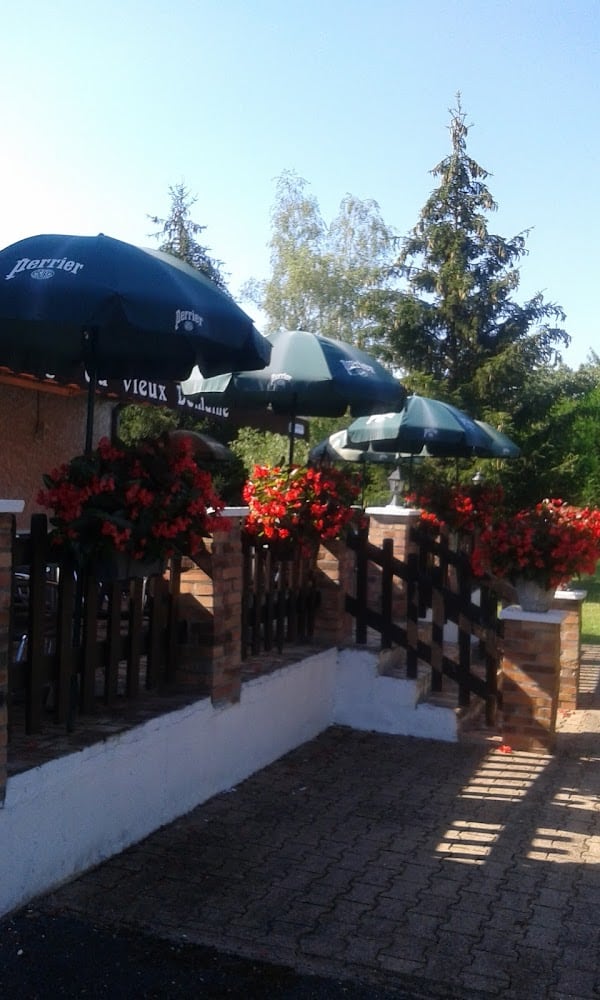 Restaurant Auberge du Vieux Domaine à Vierzon, France