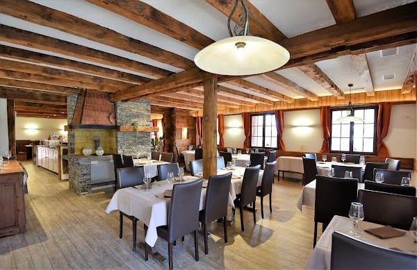 Restaurant Auberge Petit Paradis à Crans-Montana, Suisse
