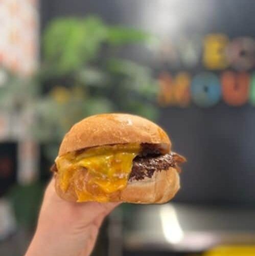 Restaurant Avec Amour – Le Burger Montreuil à Montreuil, France