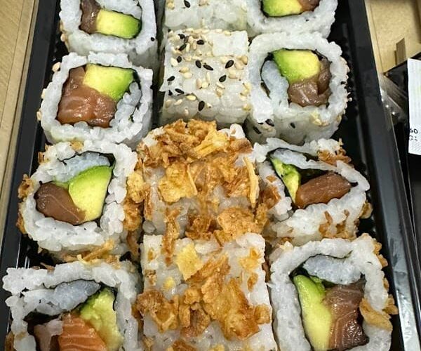 Restaurant ayaki sushi à Saint-Priest, France