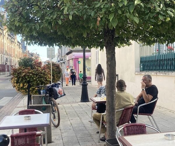 Restaurant Bar Le Jaures Brasserie à Montargis, France