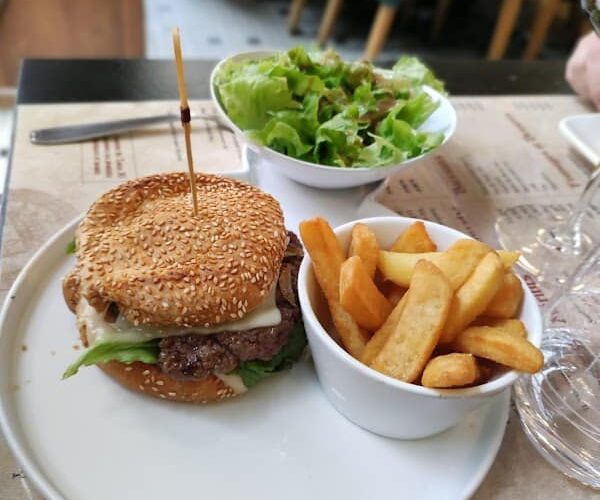 Restaurant Bar Louis XI à Bourges, France