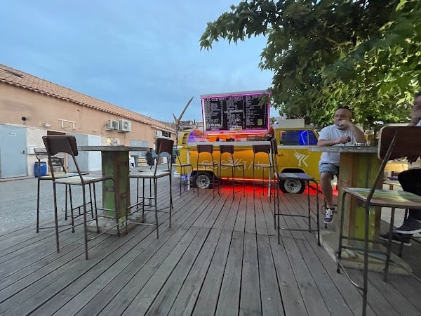 Bar Restaurant Le Cocktail à Portiragnes, France