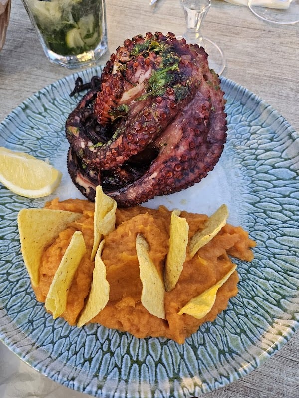 Restaurant Beach Club à Saint-Laurent-du-Var, France