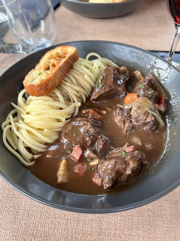 Restaurant Brasserie Lazare Carnot à Beaune, France