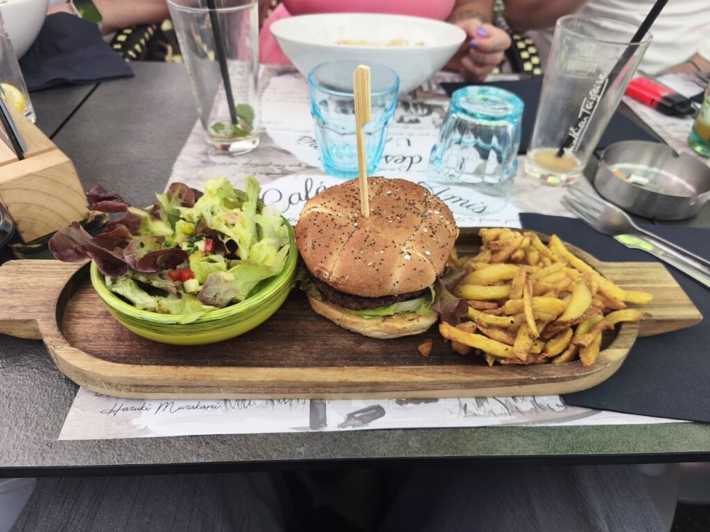 Restaurant Café des amis Uzes à Uzès, France