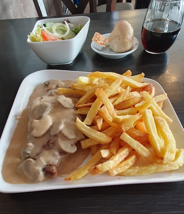 Restaurant Café Op der Millen à Roeser, Luxembourg