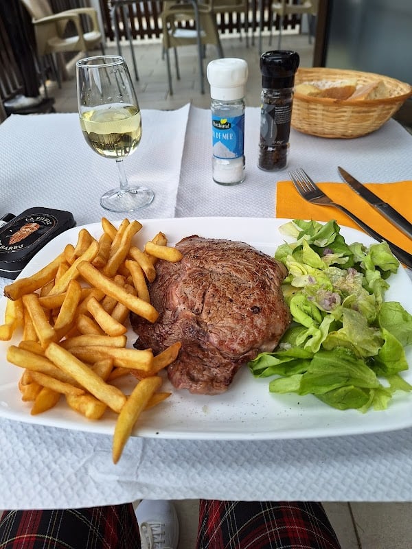 Café-Restaurant Le Temps Qui Passe à Serémange-Erzange, France