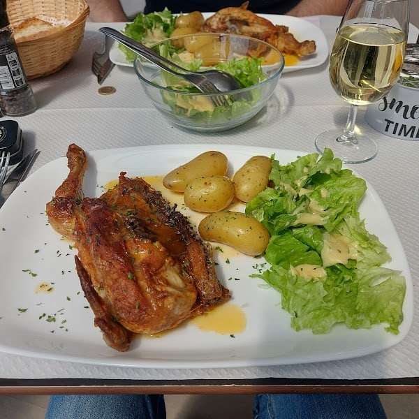 Café-Restaurant Le Temps Qui Passe à Serémange-Erzange, France