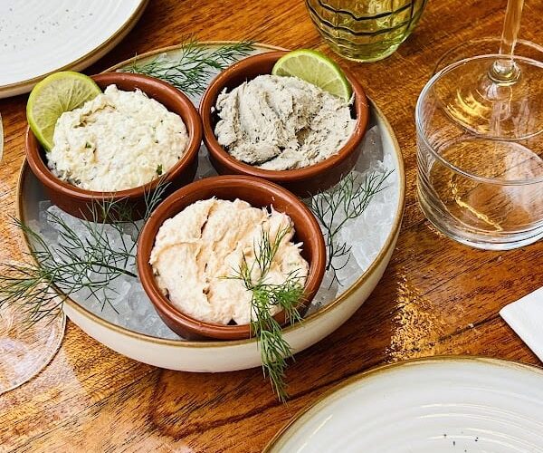 Restaurant CALM bar à huitres Port Fréjus à Fréjus, France