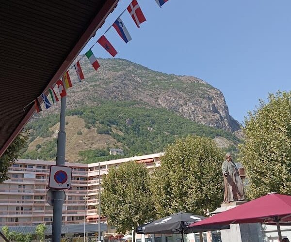Restaurant CARTEMAN CAFÉ BAR à Saint-Jean-de-Maurienne, France