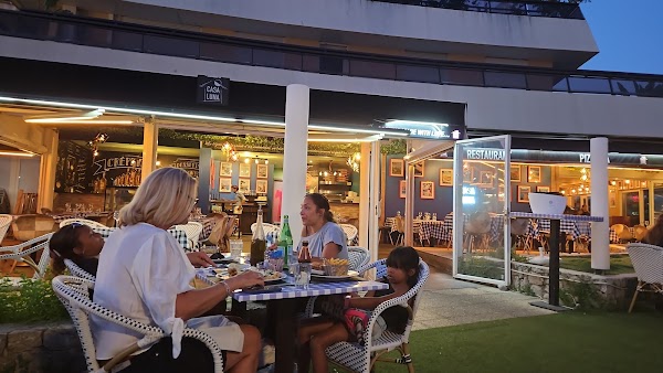 Casa Luna – Restaurant St Laurent du Var à Saint-Laurent-du-Var, France