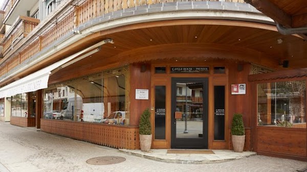 Caviar House & Prunier | Boutique & Restaurant | Crans-Montana à Crans-Montana, Suisse