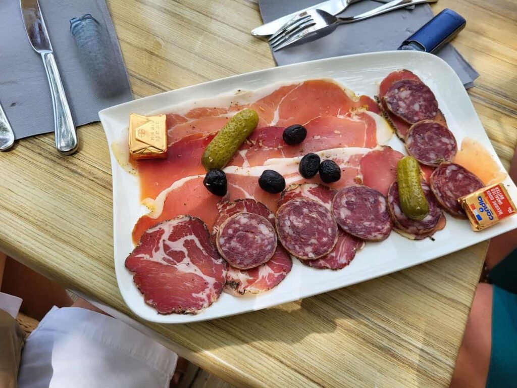 Restaurant Chez Charlot à Viggianello, France