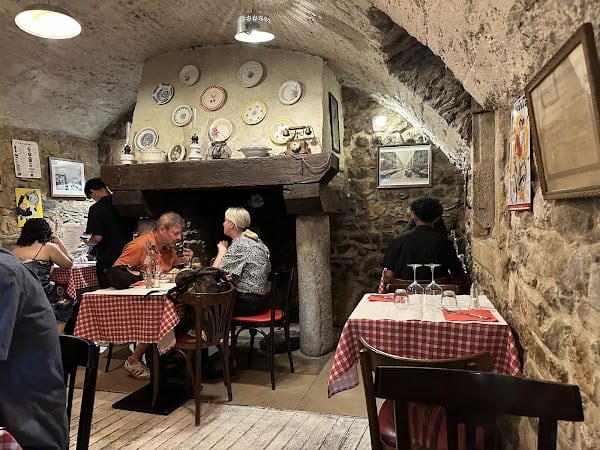 Restaurant Chez Grand-Mère à Lyon, France