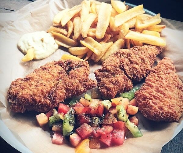 Restaurant Chez ma poule à Roquebrune-sur-Argens, France