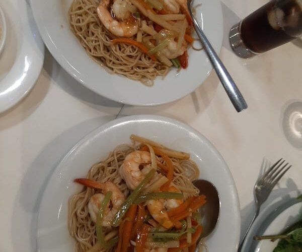 Restaurant Chez Mme Phok à Saint-Laurent-du-Var, France