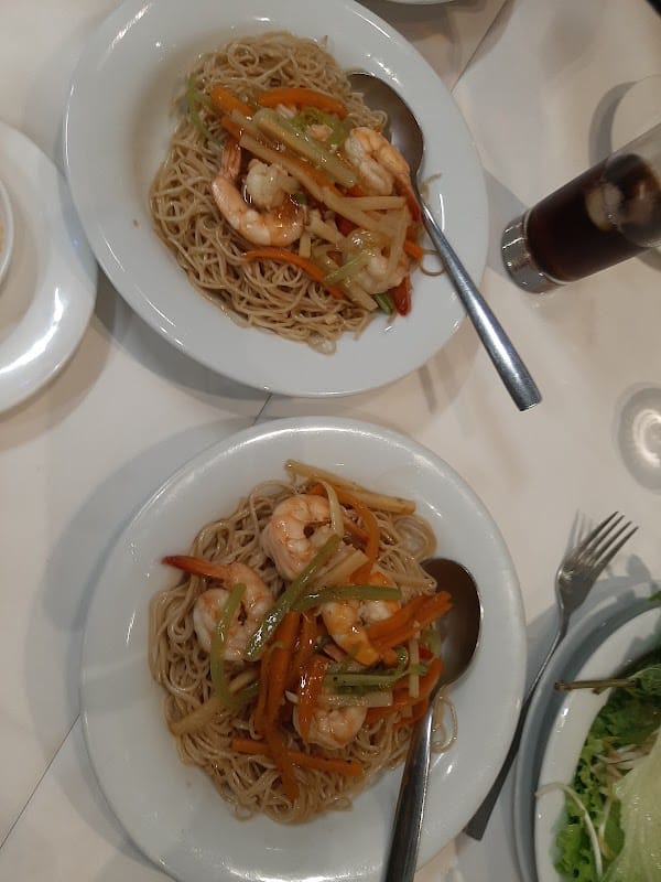 Restaurant Chez Mme Phok à Saint-Laurent-du-Var, France