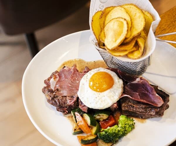 Restaurant Churrasqueira Do Povo à Clichy, France