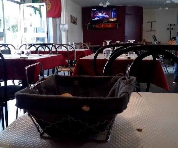 Restaurant Churrasqueira Vila a Real à Argenteuil, France