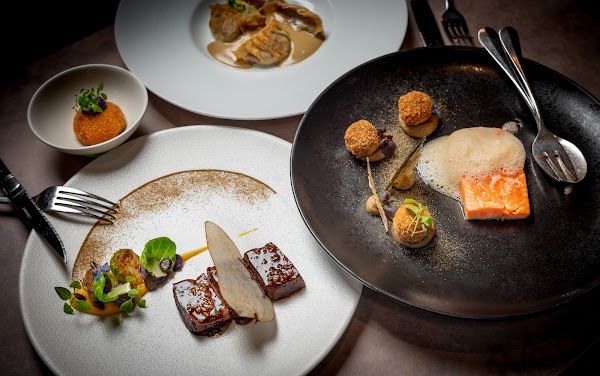 Côté Square fait une pause estivale… Retrouvez nous au restaurant Quartiers d’été ! à Genève, Suisse