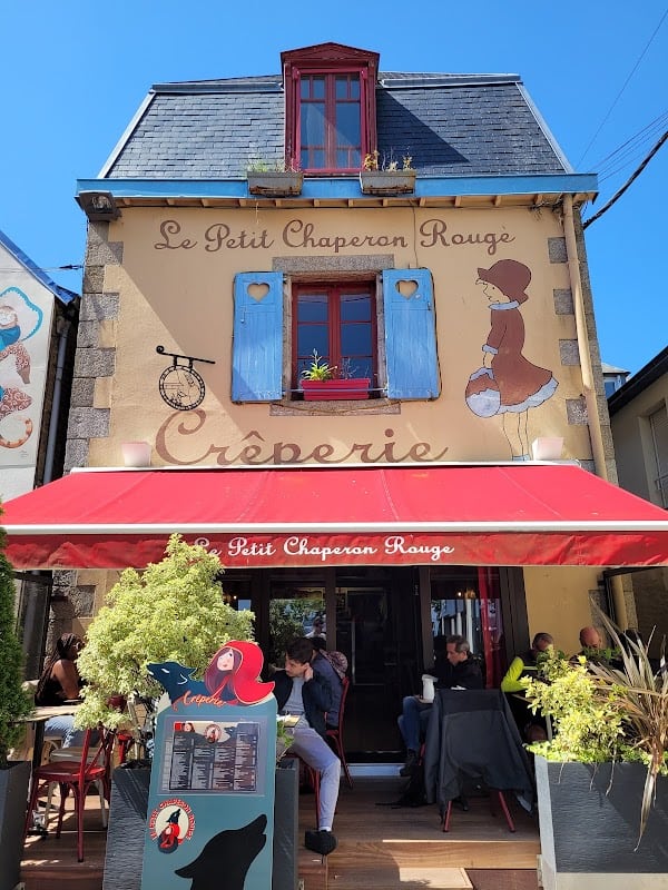 Restaurant Crêperie – Le Petit Chaperon Rouge à Concarneau, France