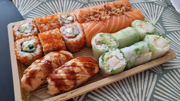 Restaurant Dahy sushi à Lunel, France