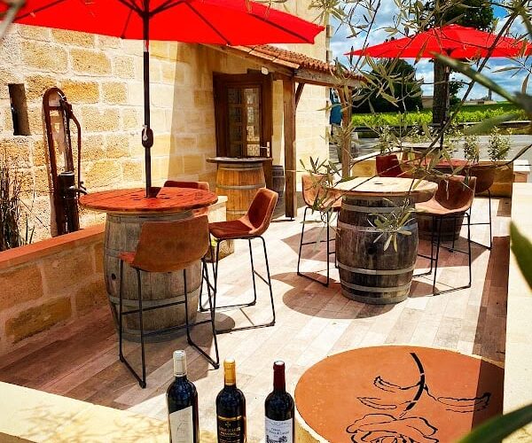 Restaurant De La Terre Au Verre à Pomerol, France