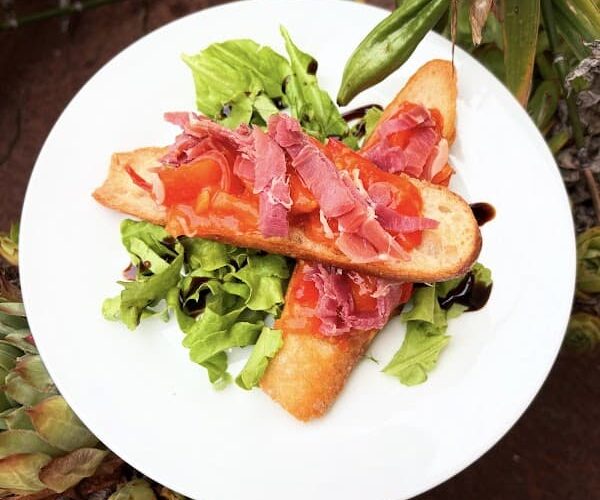 Restaurant De La Terre Au Verre à Pomerol, France