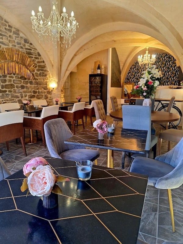 Restaurant Derriere l’Eglise à Lunel, France