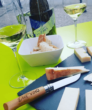 Restaurant DiotVino – Caviste – Bar à Vins à Saint-Jean-de-Maurienne, France