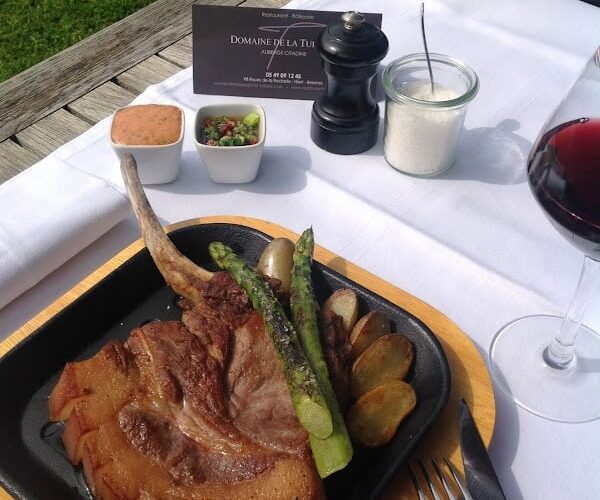 Restaurant Domaine de La Tuilerie à Bessines, France