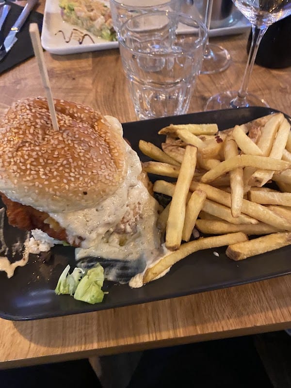 Restaurant Faubourg Café Cholet à Cholet, France