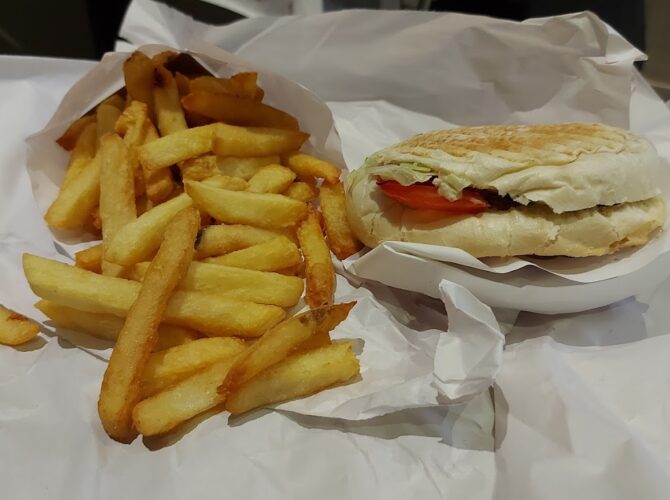 Restaurant Friterie Anto à Binche, Belgique