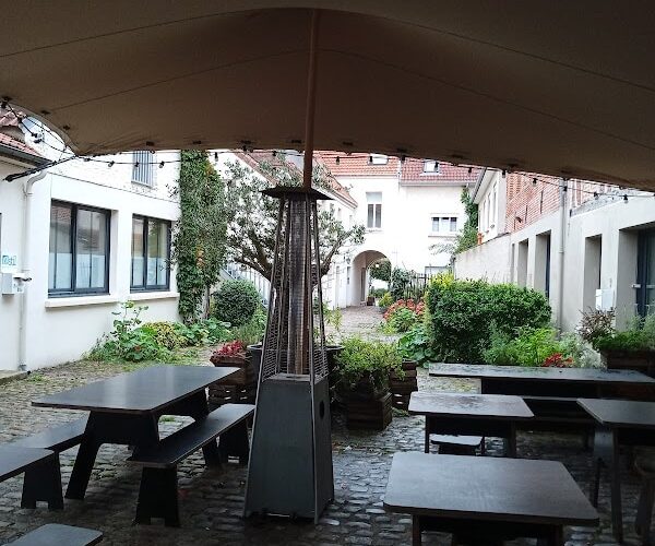 Restaurant Froggy’s Tavern à Montreuil-sur-Mer, France