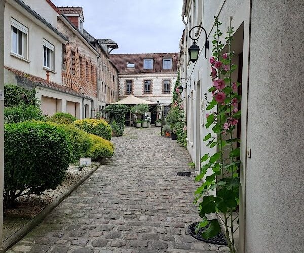 Restaurant Froggy’s Tavern à Montreuil-sur-Mer, France