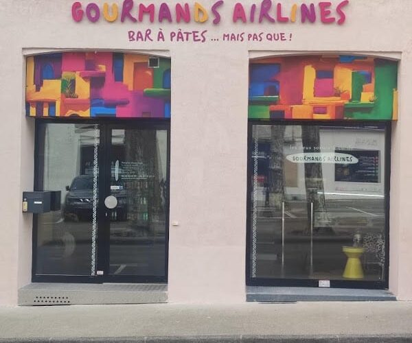 Restaurant Gourmands Airlines (Les deux sœurs & co) à Voiron, France