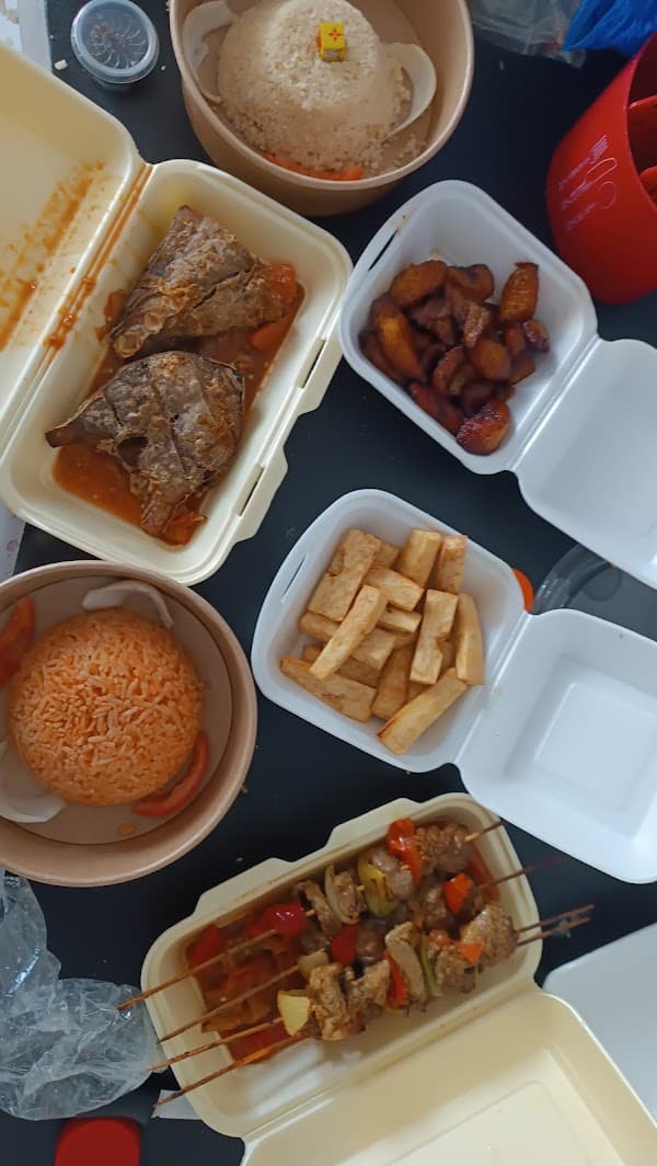 Restaurant Goût afro à Cambrai, France