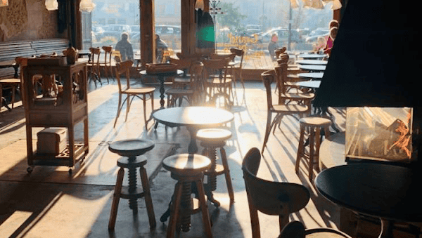 Restaurant Grand’Place à Montreuil-sur-Mer, France