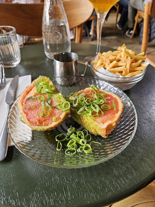 Restaurant Grand’Place à Montreuil-sur-Mer, France