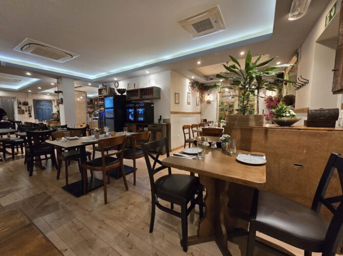 Restaurant Greek cuisine Maison du meze à Strassen, Luxembourg