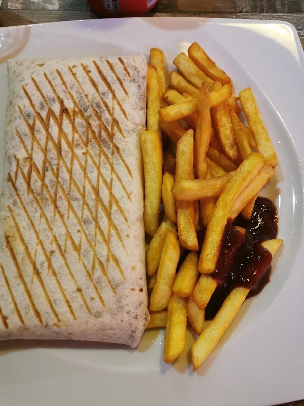 Restaurant Grill House à Laon, France