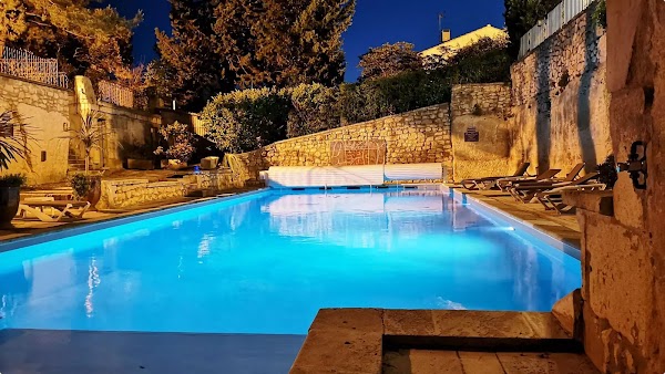 Hôtel Belesso – Restaurant Belvédère à Fontvieille, France