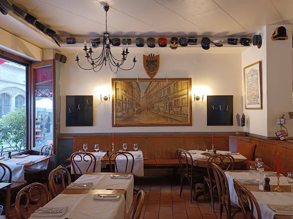 Restaurant Hôtel-de-Ville à Genève, Suisse