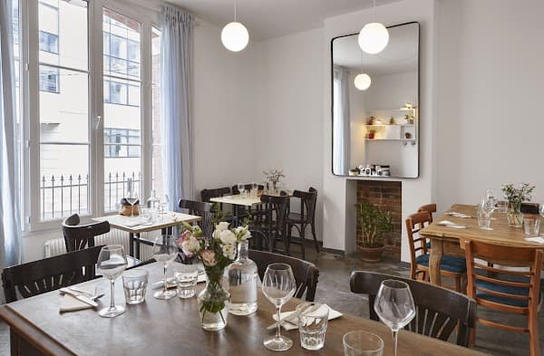 Isolé – restaurant montreuil à Montreuil, France