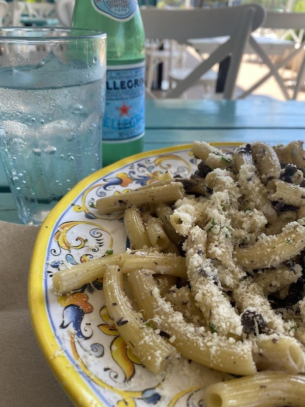 Restaurant IT villaggio à Saint-Laurent-du-Var, France