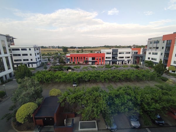 Restaurant Kyriad Prestige Lyon Est Saint Priest & SPA Cinq Mondes à Saint-Priest, France