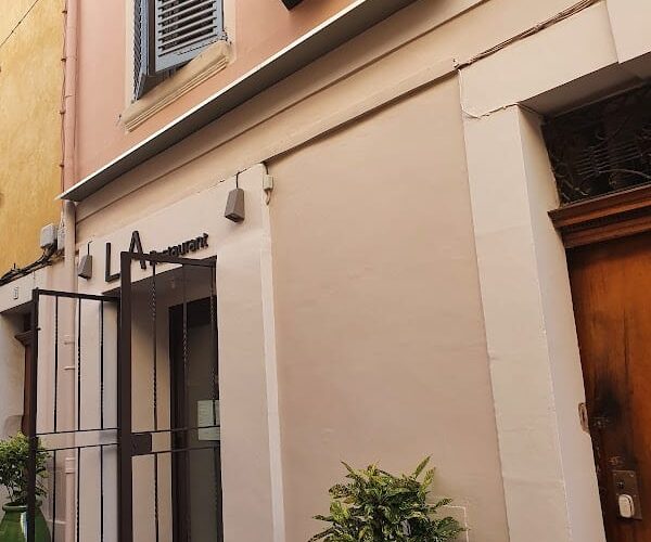 L.A restaurant à Sanary-sur-Mer, France